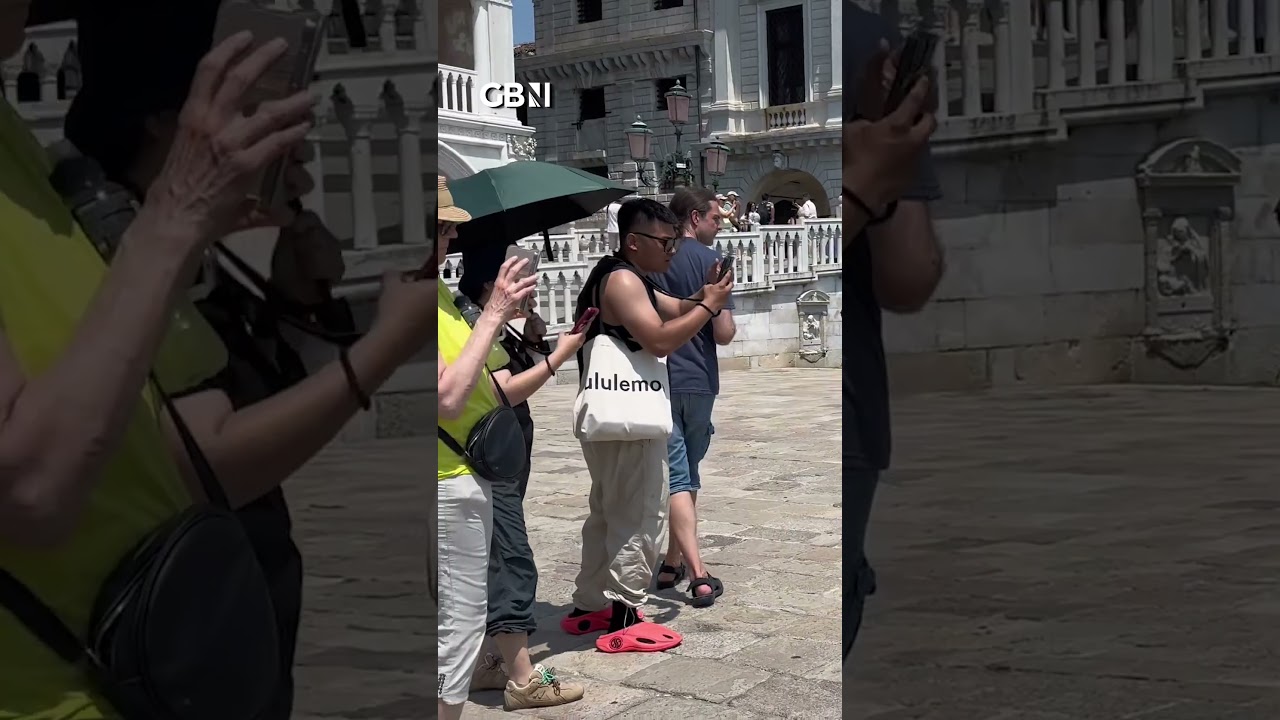 Jeff Bezos: New protests in Venice ahead of Amazon boss wedding