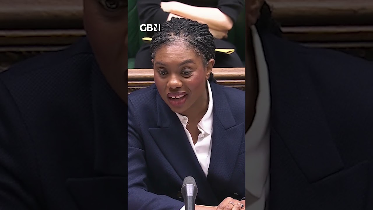 Rachel Reeves faces HARSH ATTACK at PMQs: “A human shield for his incompetence”